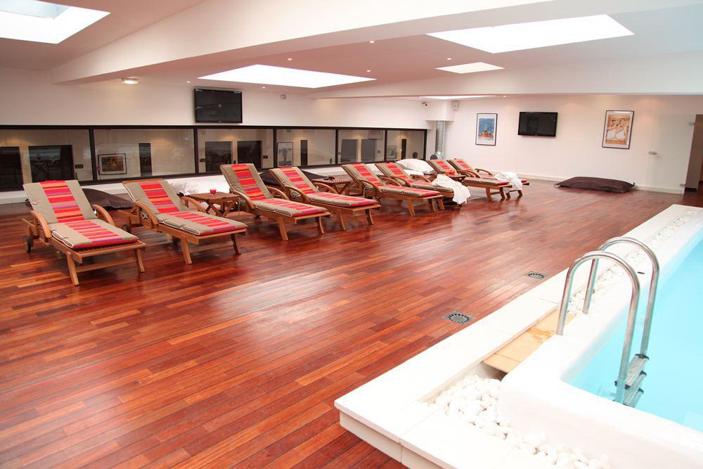 Zenia Hotel & Spa Камбре Экстерьер фото